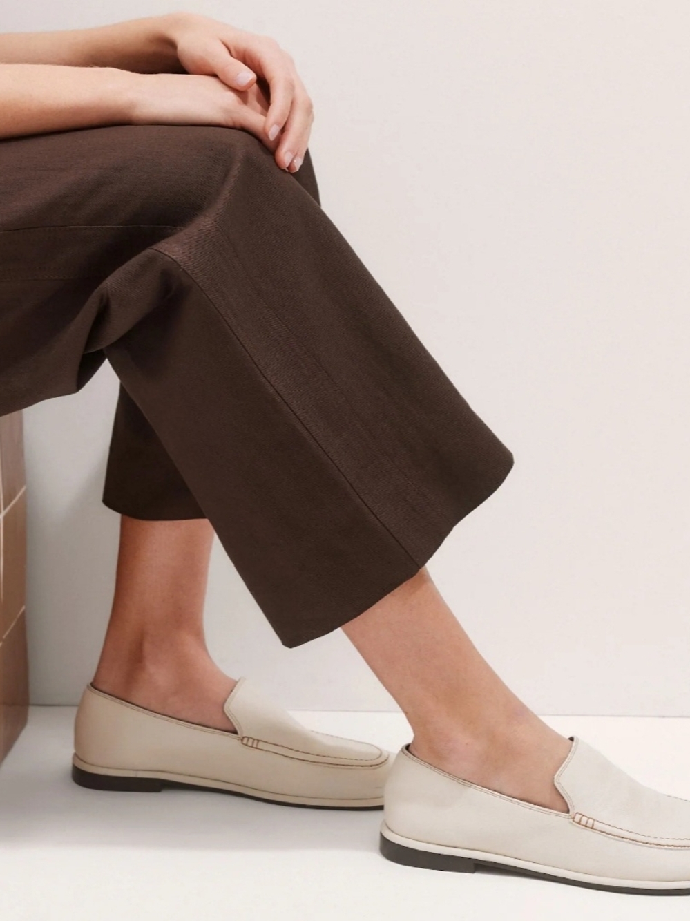 NWOT ME+EM Women's Travel Loafer in Supple Italian Leather Cream 37